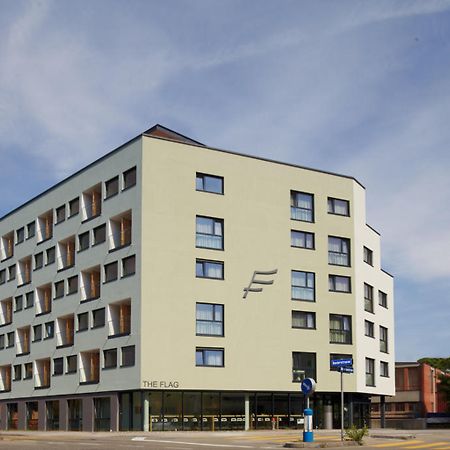 The Flag Zuerich Hotel Exterior photo